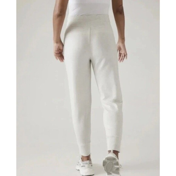 ATHLETA Fog Gray Heather Coaster Luxe High Rise Jogger Soft Nirvana Fleece Small - Picture 5 of 13